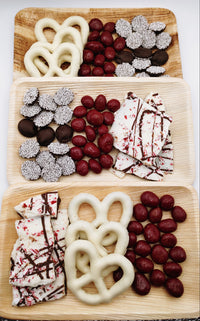 HOLIDAY Choc-Cuterie Tray Small